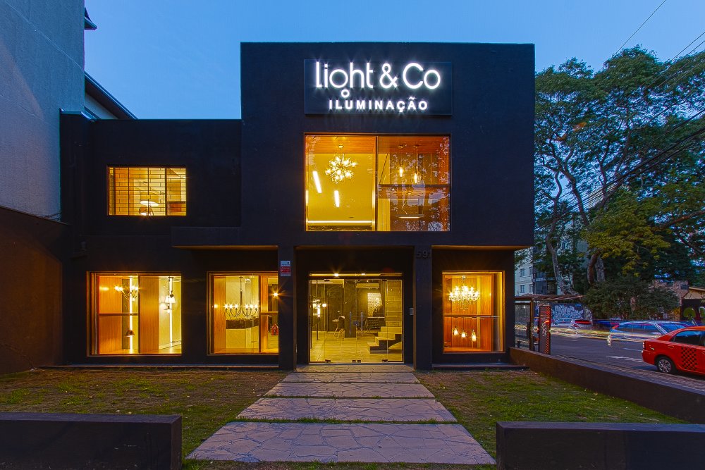 LIGHT & CO 